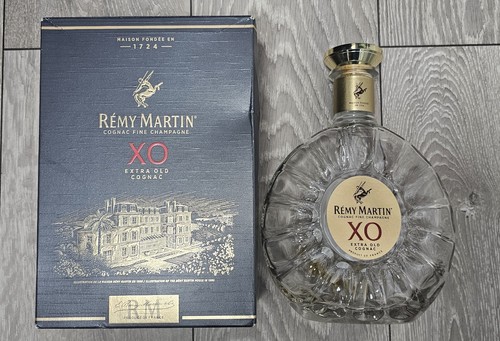 Remy martin empty bottle - martin, xo