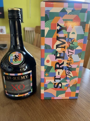 Empty remy bottle in - remy, xo